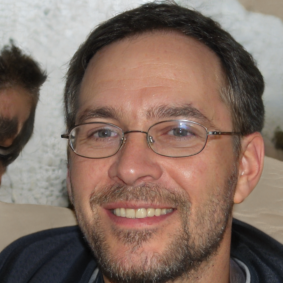 Marco H.